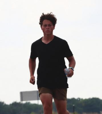 Man running across U.S. has Oxford connection