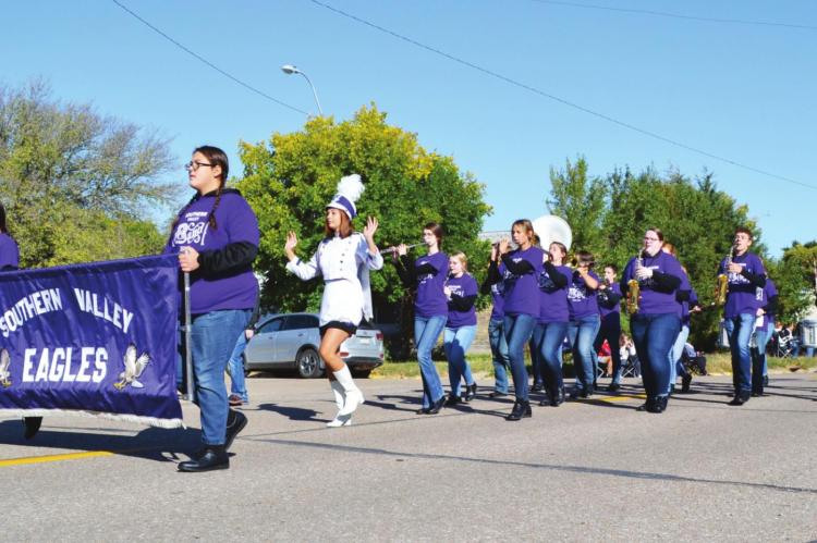 Orleans - The population of Orleans grew substantially with the Applefest celebration on Saturday, October 3rd. Pictured top: The Southern Valley marching band took part in the parade.