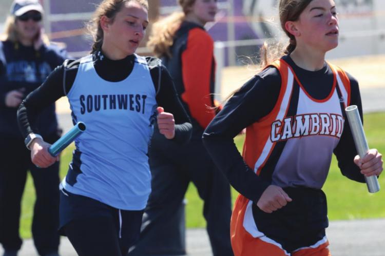 Trojans sweep team titles at Raiders’ Invite