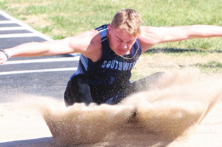 Trojans sweep team titles at Raiders’ Invite