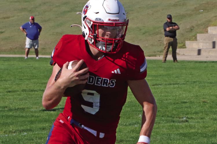 Medicine Valley’s Mason Roblee ran for two touchdowns in the victory over SEM Friday.